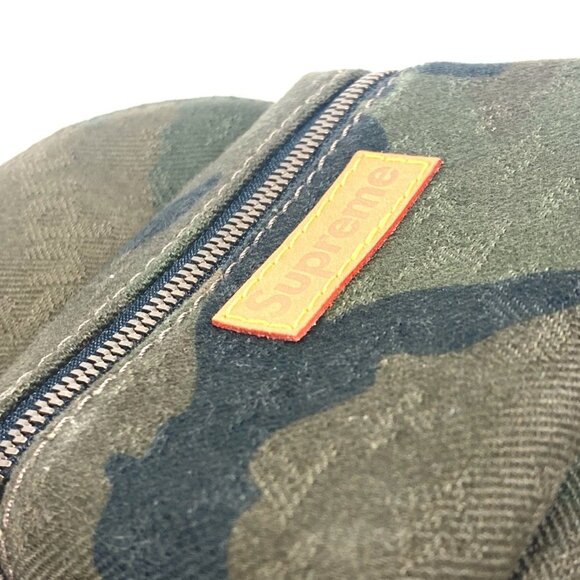 LOUIS VUITTON Green Backpack - Picture 8 of 16